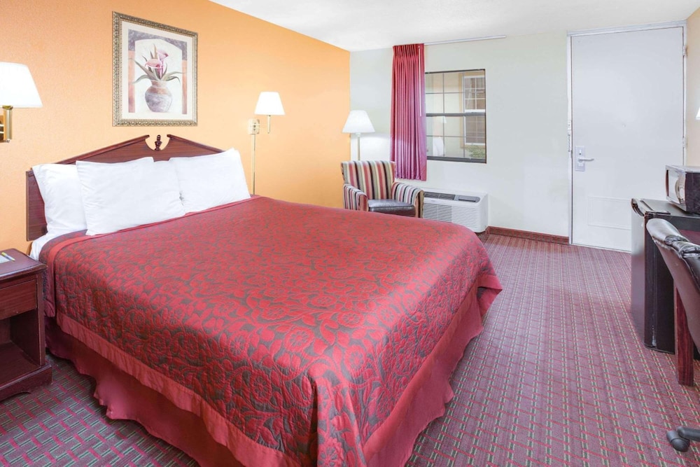 Sunrise Extended Stay - photo 12