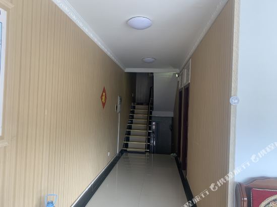 Reggie Hotel - last minute hotel in Unknown City