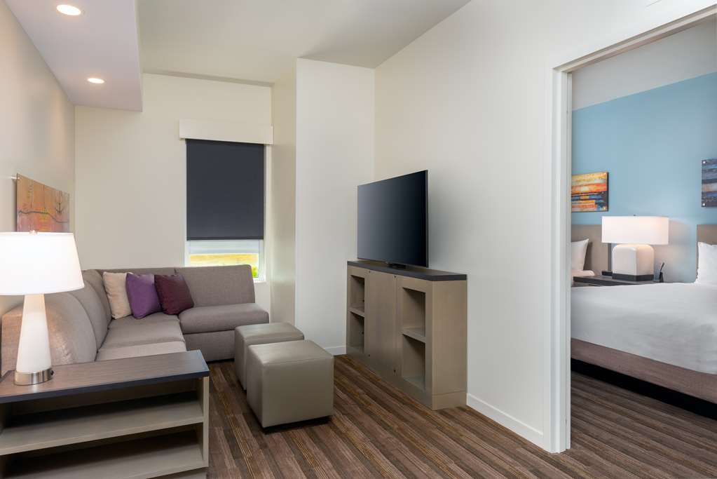 Hyatt House Orlando Airport - photo 36
