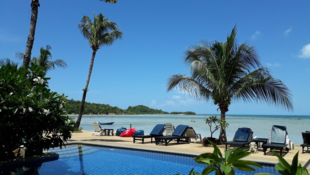 Papillon Resort - carbon neutral hotel in Koh Samui