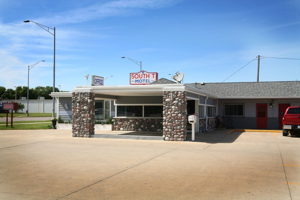 South T Motel - photo 57
