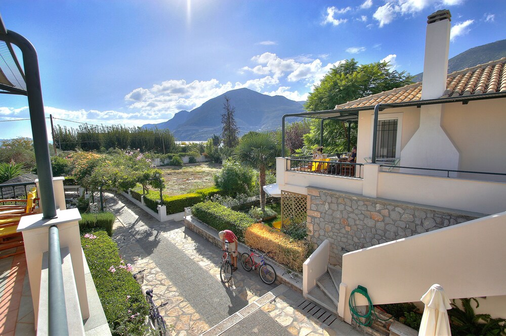 Sunny Garden Aparthotel in Palaia Epidavros, Greece