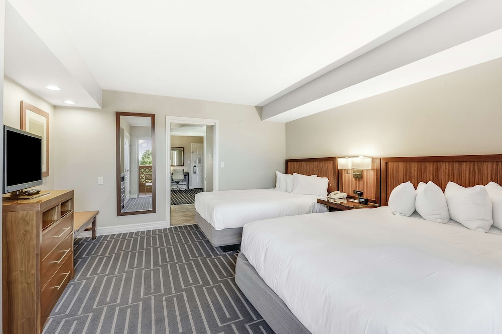 Hilton Phoenix Tapatio Cliffs Resort - photo 21