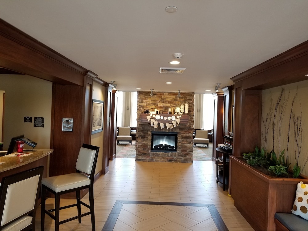 Staybridge Suites Toledo Rossford Perrysburg by IHG - photo 27