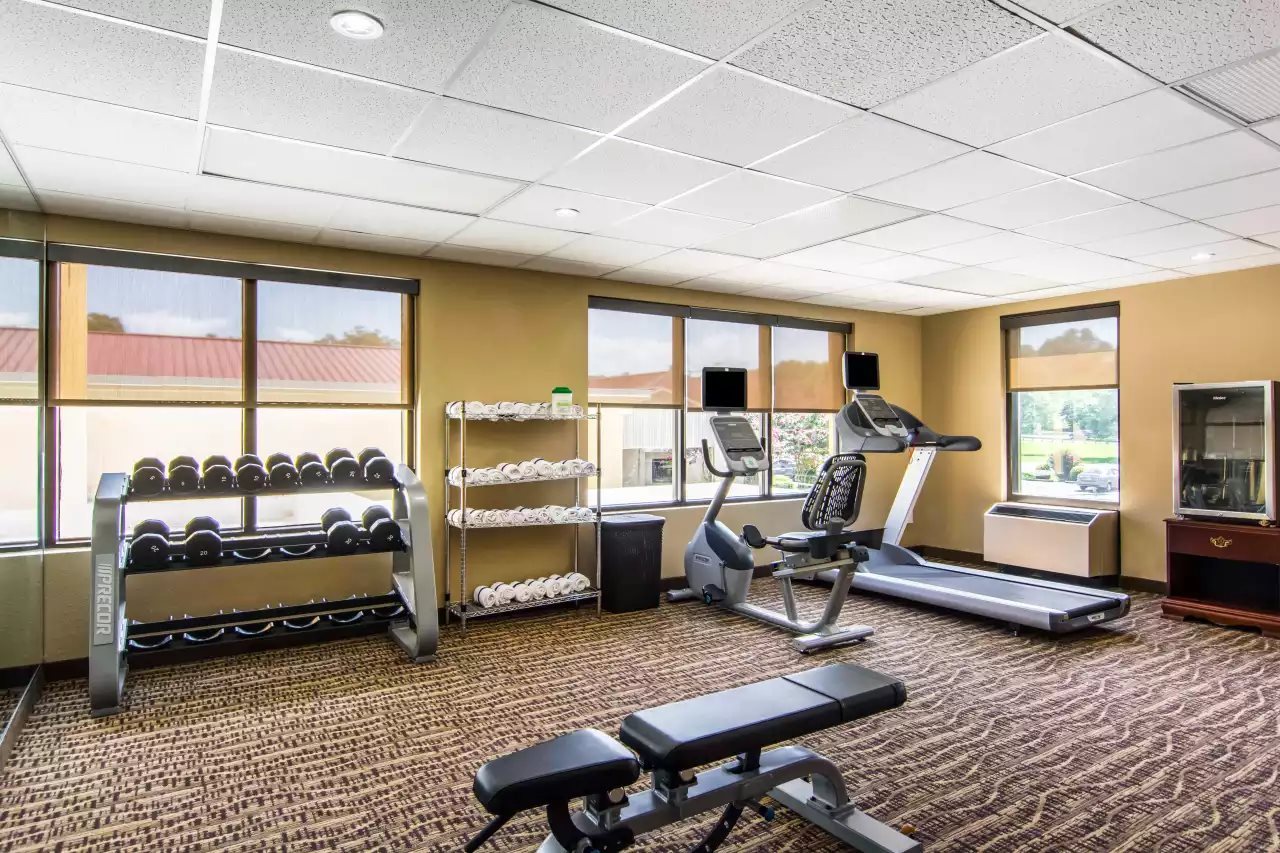 Comfort Inn Newport News Williamsburg East - photo 7
