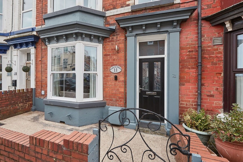 Host Stay Tigh na mara in Bridlington, United Kingdom