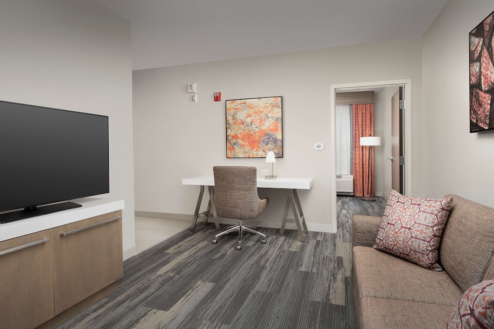 Hilton Garden Inn Columbia Airport - photo 21