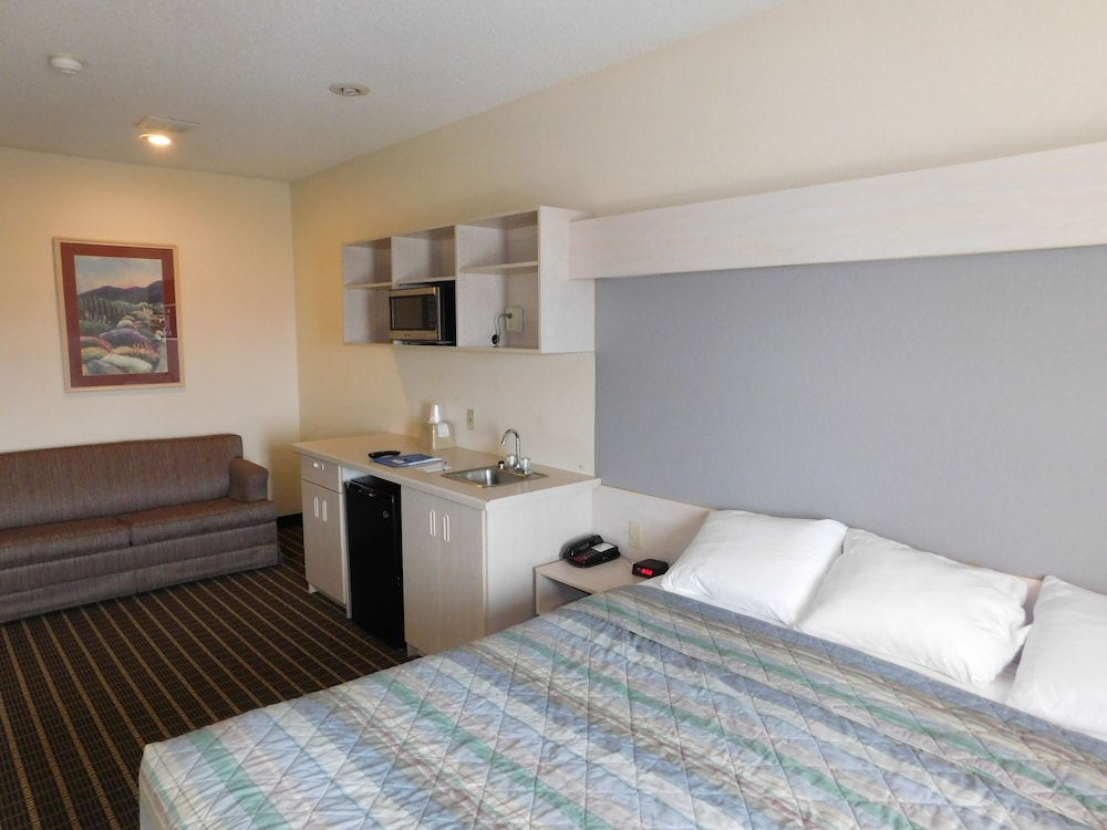 Travelodge by Wyndham Chadron - photo 7