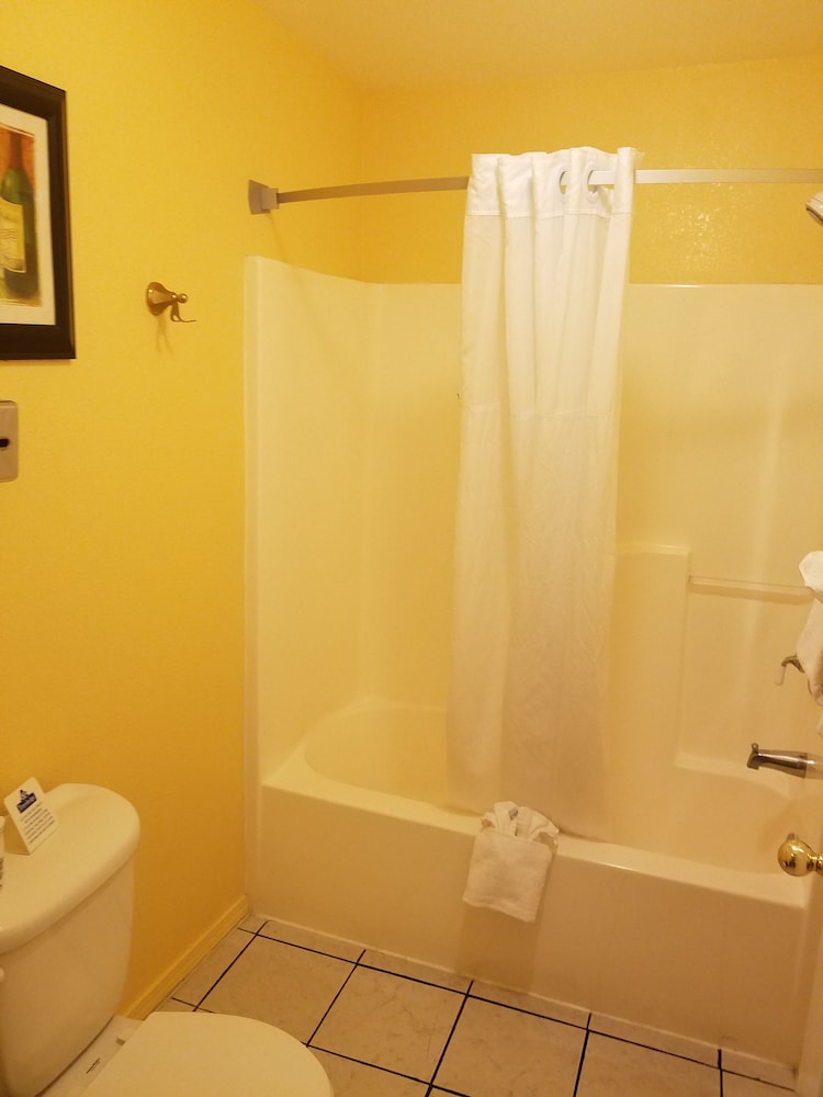 Travelodge by Wyndham Wenatchee - photo 24