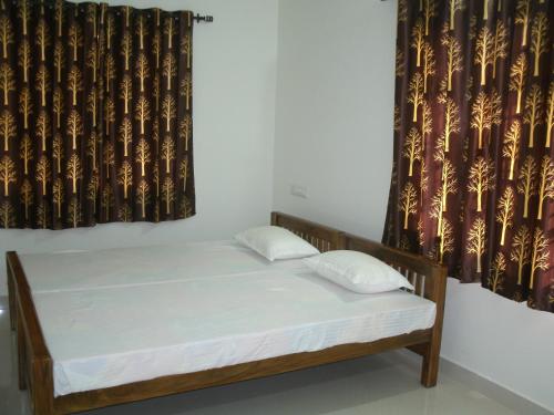 Jacaranda Holiday Home