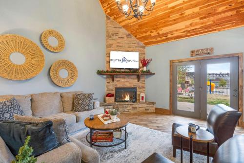 Knot for Reel Lake Access - last minute hotel in Branson