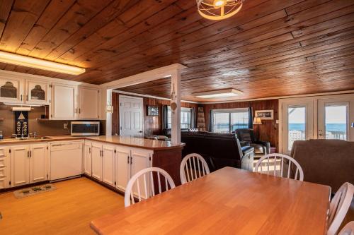 Heather Leigh by Oak Island Accommodations - photo 7