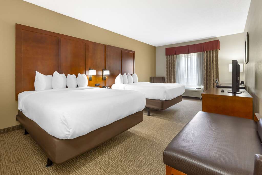 Comfort Suites Inn at Ridgewood Farm - photo 7