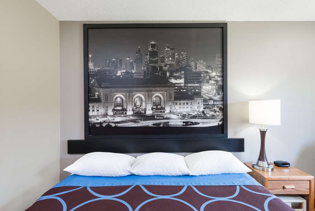 Super 8 by Wyndham West Plains - photo 14