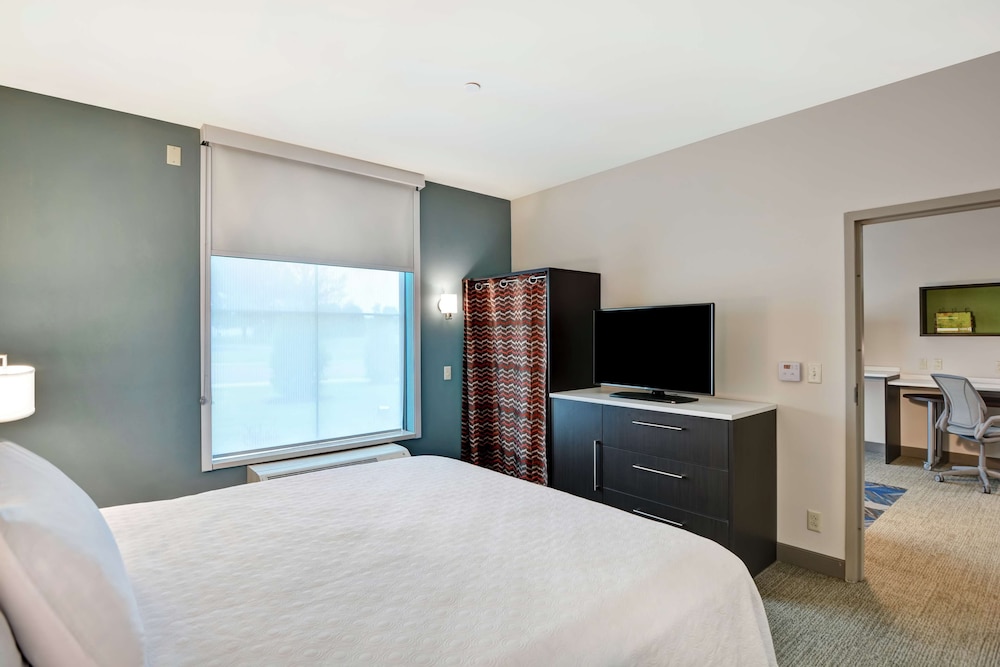Home2 Suites by Hilton Madison Huntsville Airport - photo 11