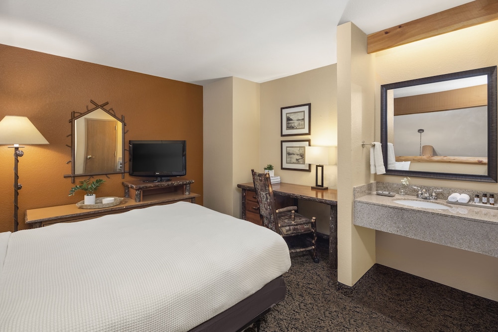 Grand Lodge Waterpark Resort - photo 7