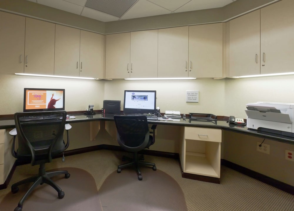 Hampton Inn North Brunswick New Brunswick - photo 33
