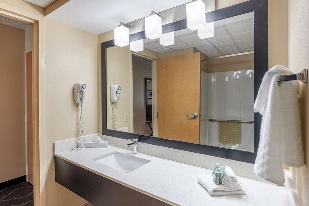 Best Western Inn At Blakeslee pocono - photo 54