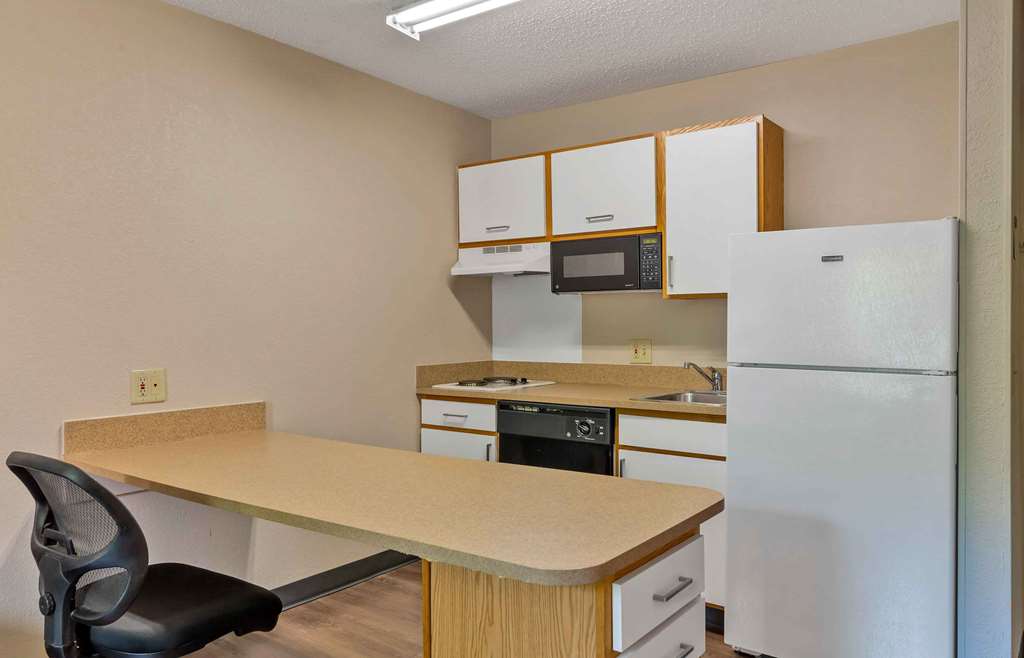 Extended Stay America Suites Boston Peabody - photo 10