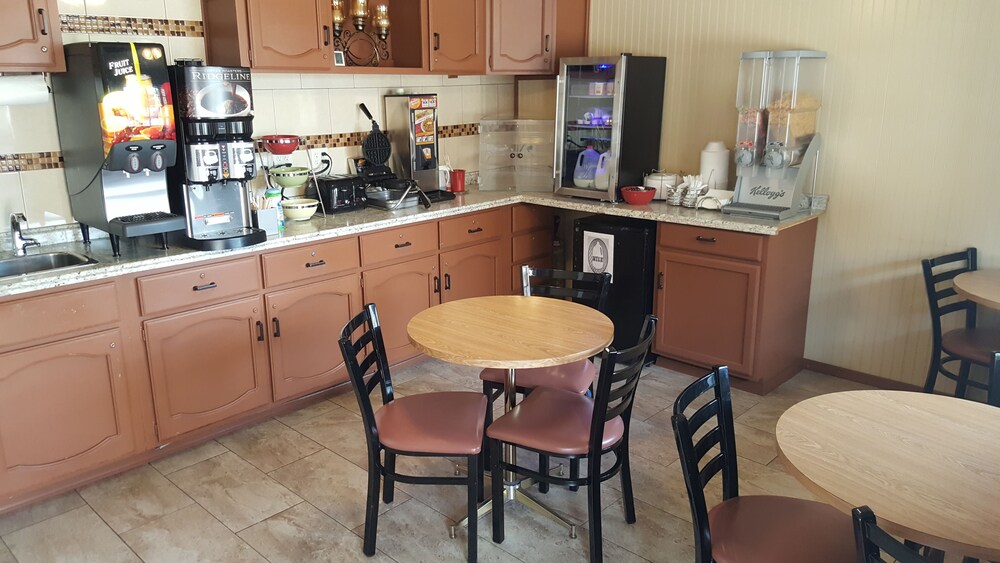 Kc Motel - photo 19