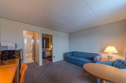 Lark Motel - photo 2