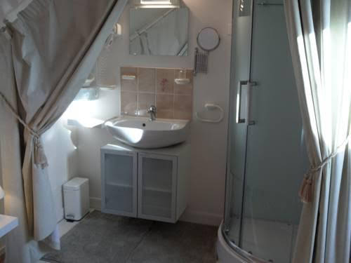 Au Repos Saint Jean — hotel in Chinon