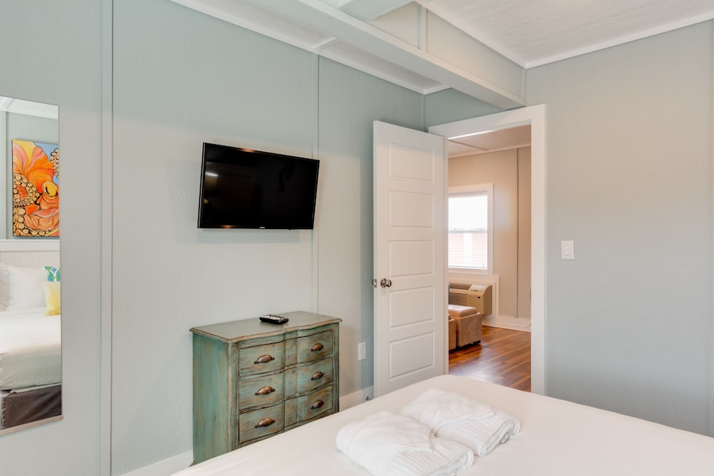 See Sea Motel - photo 16