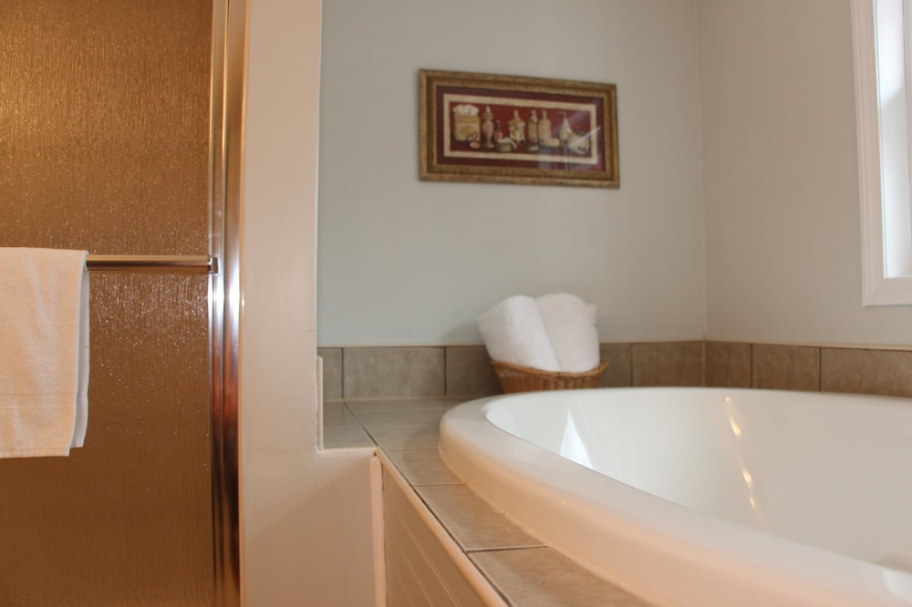 The Vermont Inn - photo 53