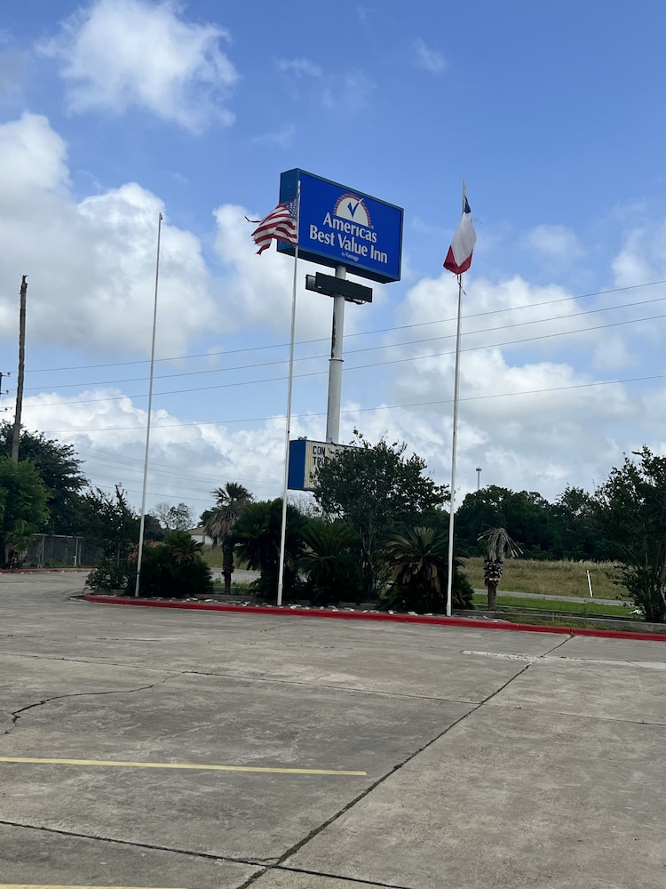 Americas Best Value Inn Edna - photo 26