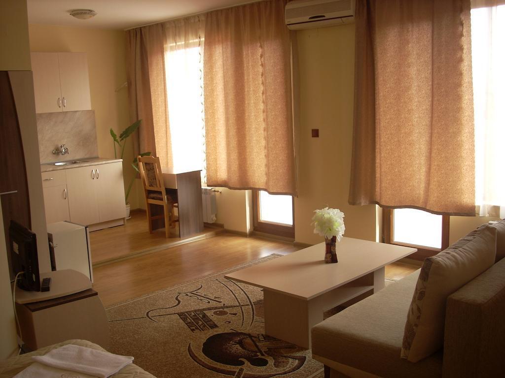 Gelov Hotel — hotel in Berkovitsa