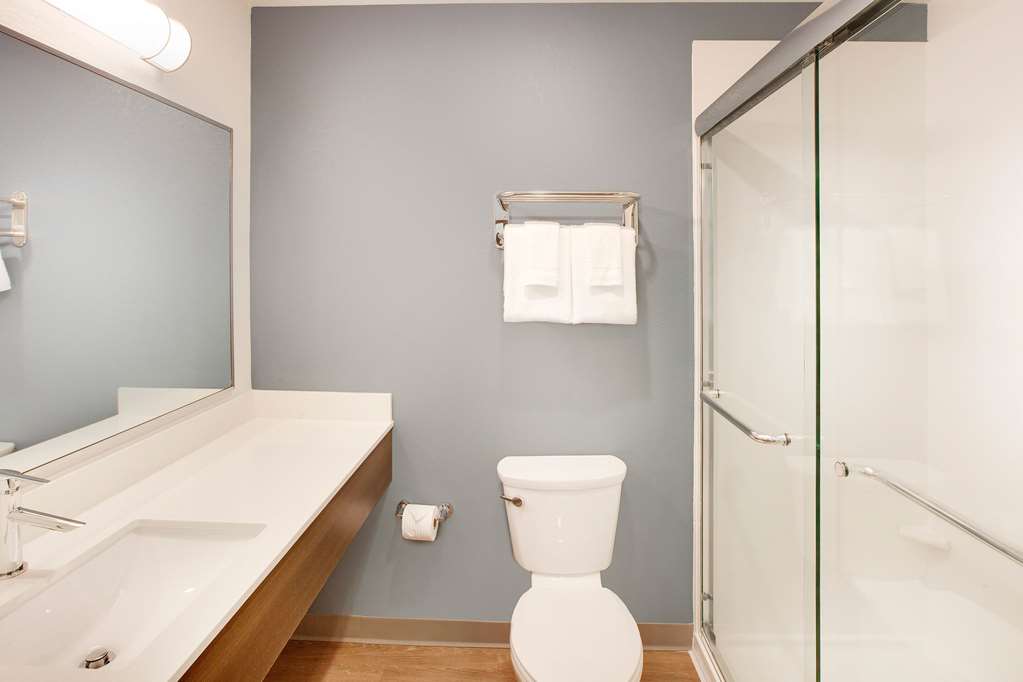 WoodSpring Suites Houston Northwest - photo 13