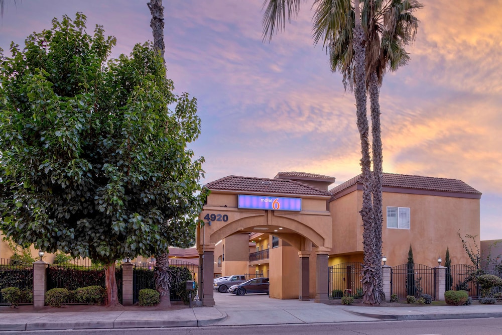 Motel6 South Gate CA - featured photo