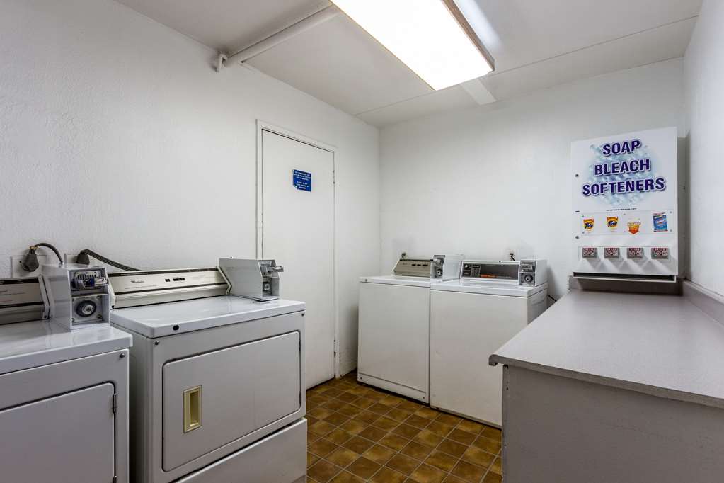 Motel 6 Glendale - photo 28