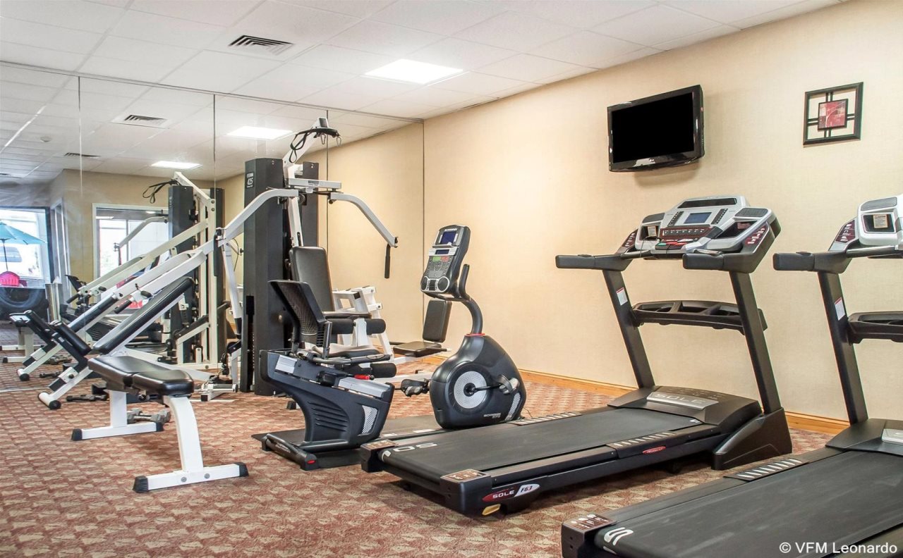 Clarion Hotel Buffalo Airport — hotel in Williamsville