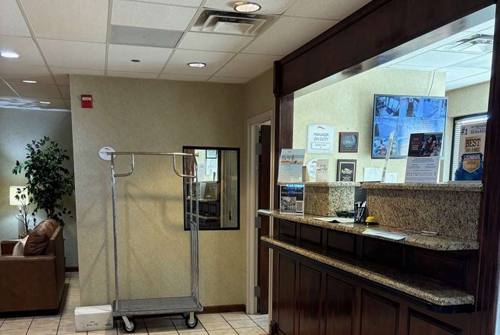 Baymont by Wyndham Johnson City - photo 5