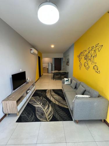 K Avenue family room 4 6pax — 4-Star Luxury Hotel in Donggongon, Malaysia