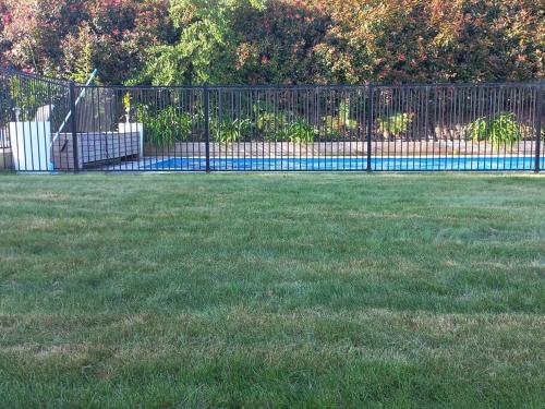 Cute new two bedroom cottage with shared pool — 4-Star Luxury Hotel in Cambridge, New Zealand