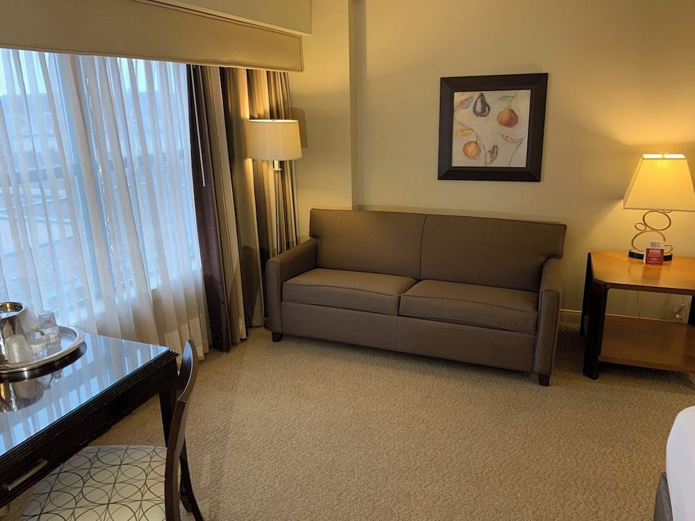 Isle Casino Hotel Bettendorf - photo 27