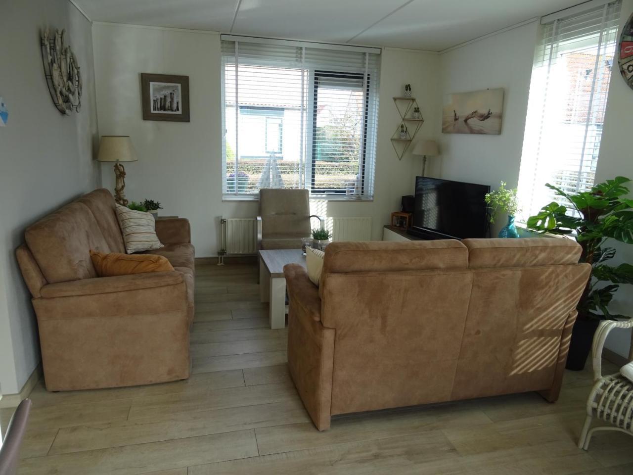 Kustverhuur Park Schoneveld Stern 234 Met Eigen Elektrische Laadpaal in Breskens, Netherlands