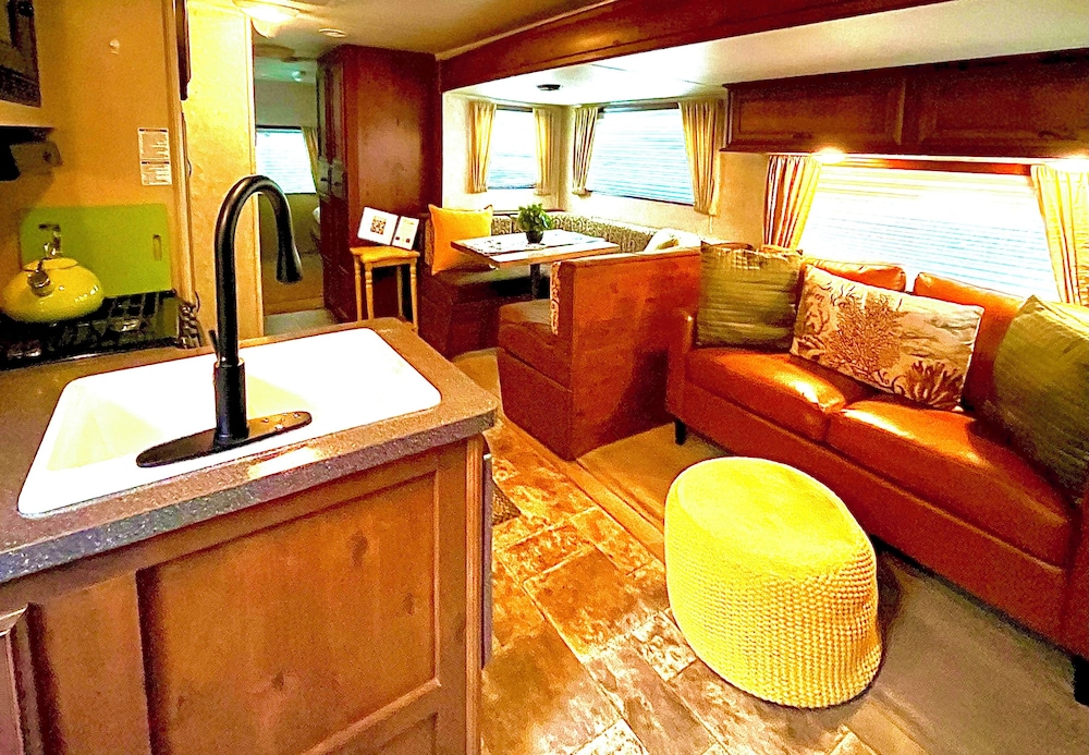 The Alexander at Creek Road - photo 27