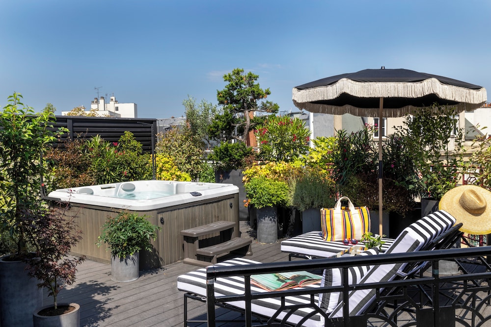 Félicien & SPA — 4-Star Luxury Hotel in Paris, France