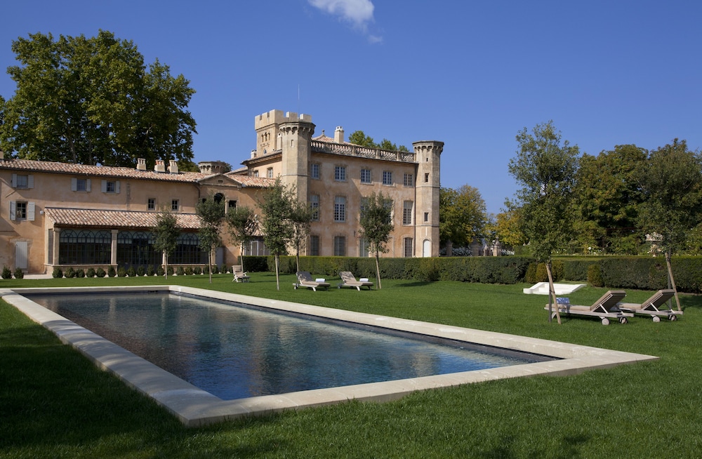 Villa Baulieu — 5-Star Luxury Hotel in Aix-En-Provence, France