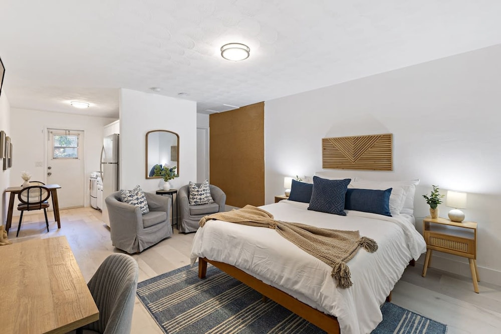 Charming cozy studio @ Lake Ridge — 4-Star Luxury Hotel in Fort Lauderdale, United States
