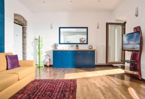 Rainbow House — 4-Star Luxury Hotel in Tempio Pausania, Italy