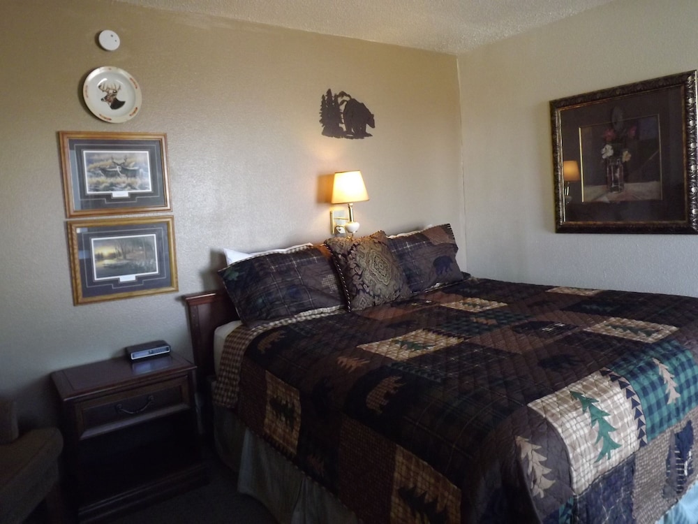 Crest Country Inn - photo 31