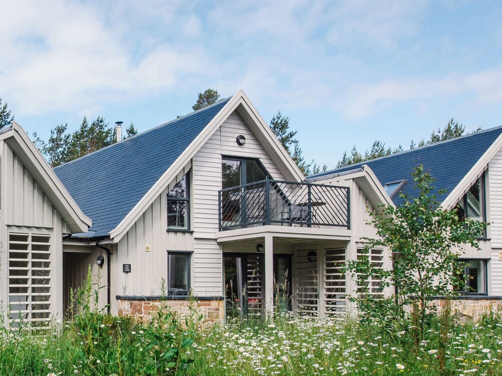 Red Deer Lodge — 4-Star Luxury Hotel in Kingussie, United Kingdom