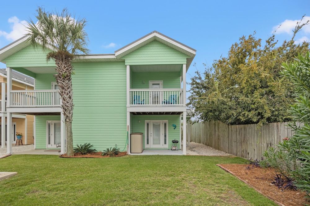 Sago by the Sea: 2 bed 2.5 bath Retreat Steps From the Beach Sleeps 7 - photo 45