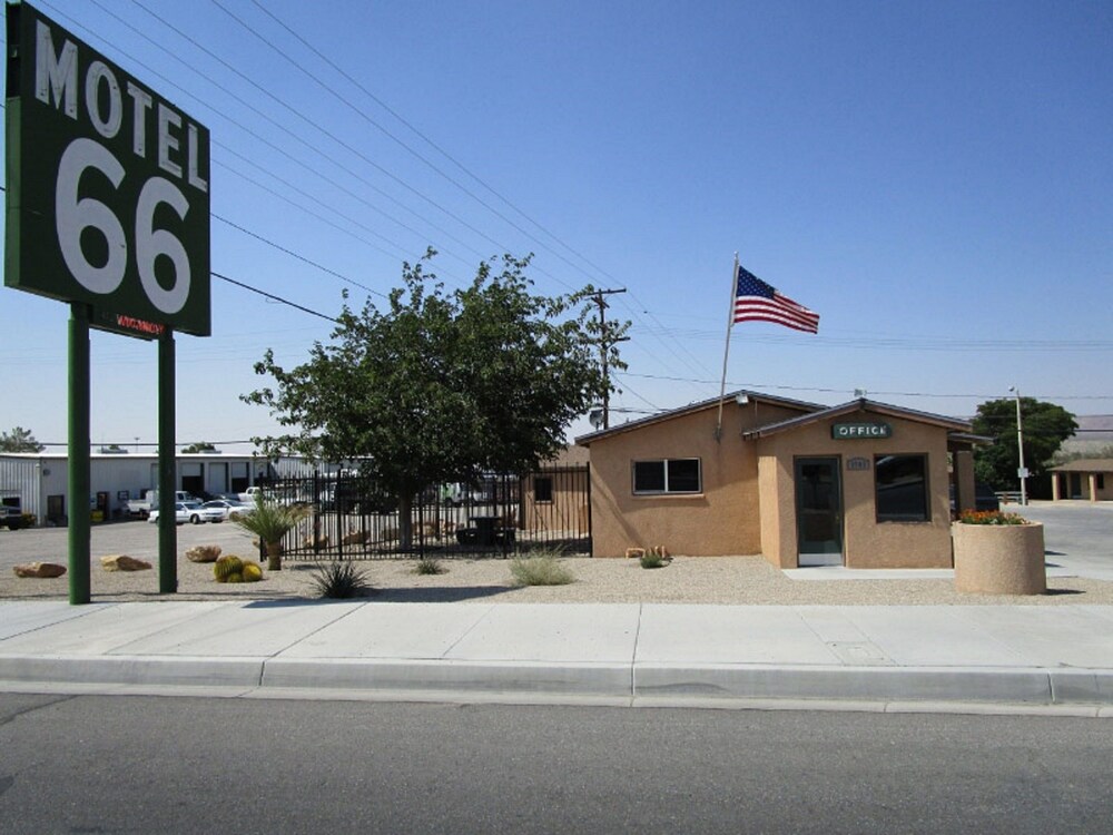 Motel 66 - photo 15