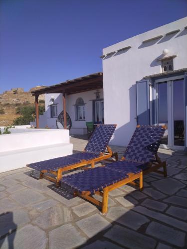 Balcony to the Aegean in Tinos, Greece