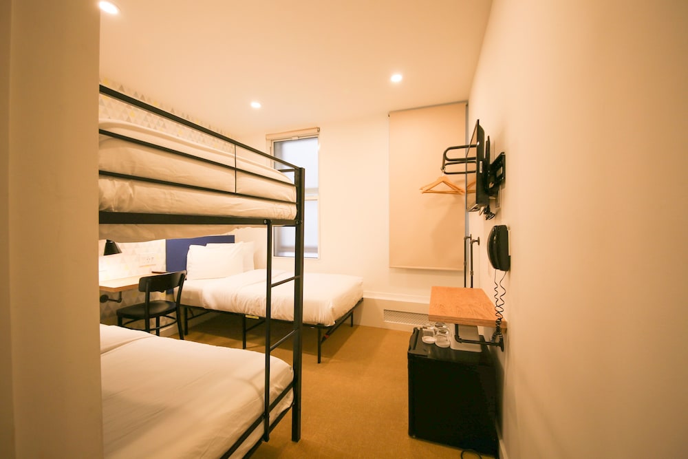 Doxie Hotel - photo 9
